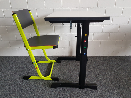 h�henverstellbarer Sch�lerstuhl SP-Line