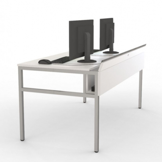 Computer-Arbeitstisch mit niedriger Frontblende H-Line