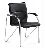 Besucherstuhl mit gepolsterten Echtleder-Armlehnen