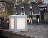 Beton Sitz-/ Lichtw�rfel