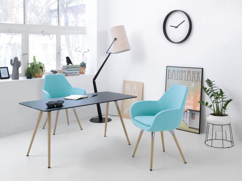 Design- Konferenzsessel B1 schwer entflammbar