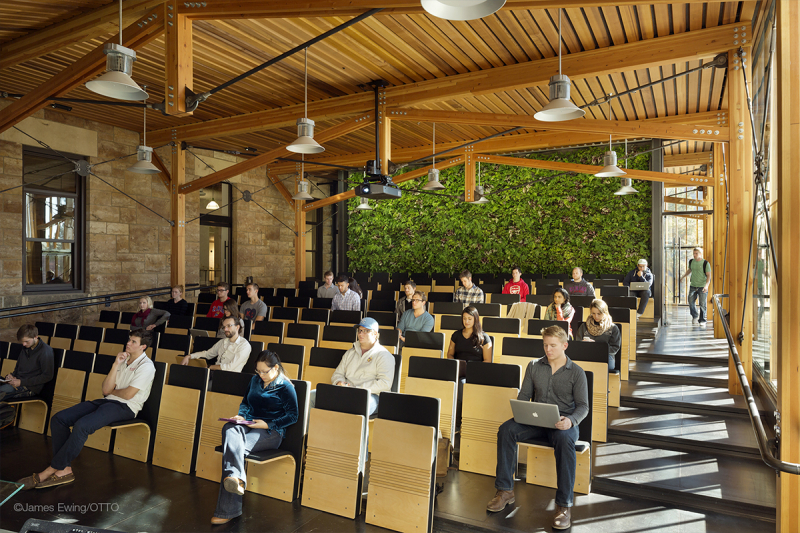 Klappstuhl- JumpSeat mit fester Basis