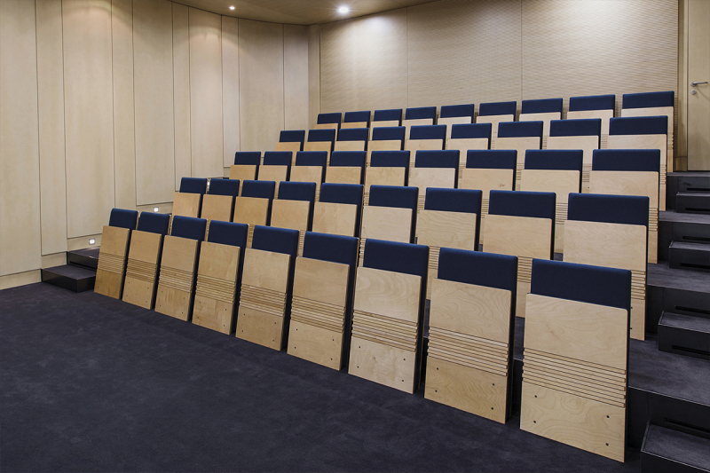 Klappstuhl- JumpSeat mit fester Basis