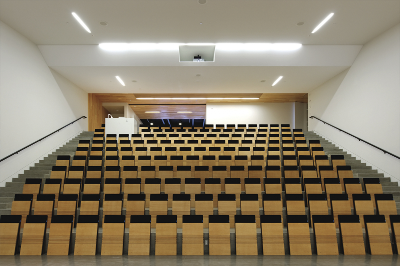 Klappstuhl- JumpSeat mit fester Basis