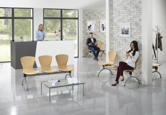 Besucherbank Holz in verschiedenen Ausfhrungen