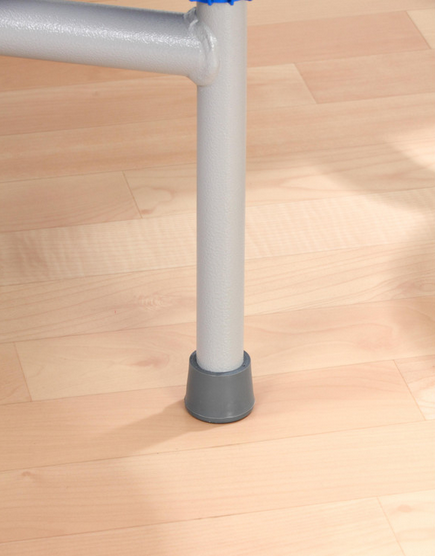 fahrbarer Klapptisch mit integrierten Sthlen