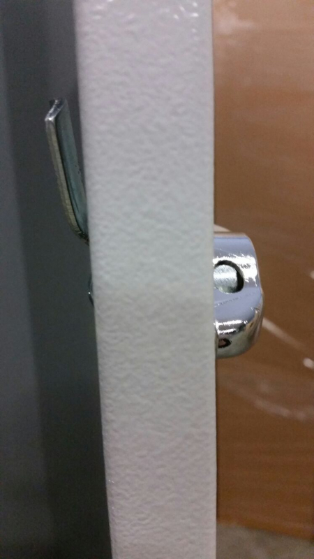 Kleiderwscheschrank mit 2-3 Ablagebden