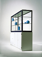 Aluvitrine mit Unterschrank